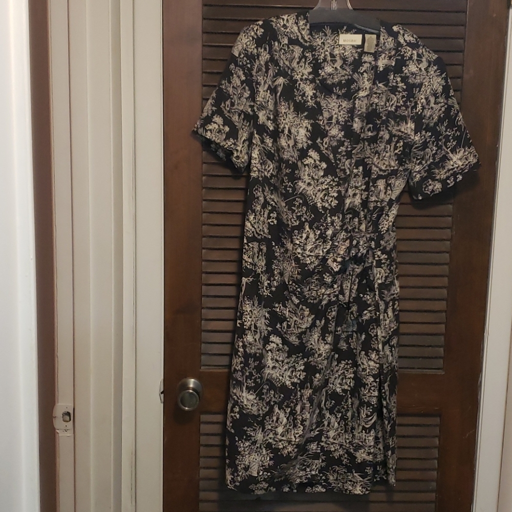 Mosaic 100 percent silk dress 👗 size 16